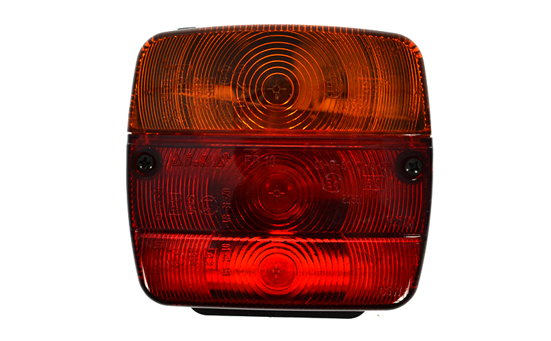 FANALE POSTERIORE SINISTRO 108X103 MM CON ILLUMINAZIONE TARGA